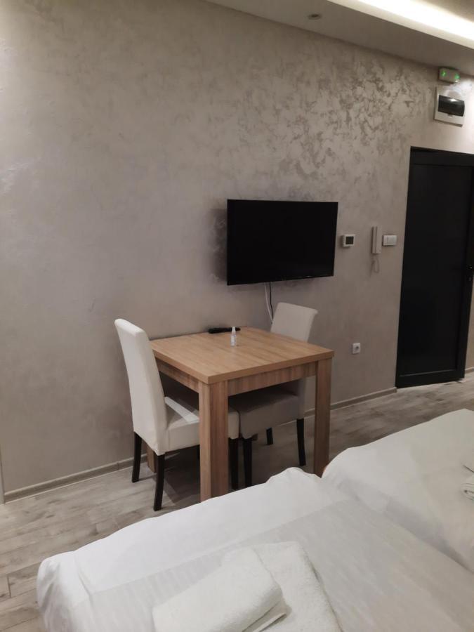 Dubai Apartmani 新帕扎尔 外观 照片