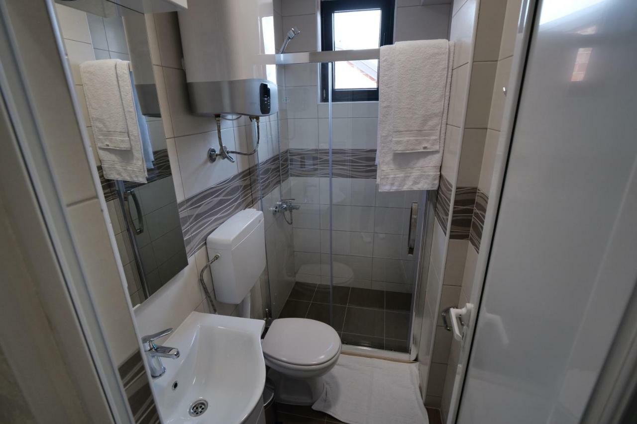Dubai Apartmani 新帕扎尔 外观 照片